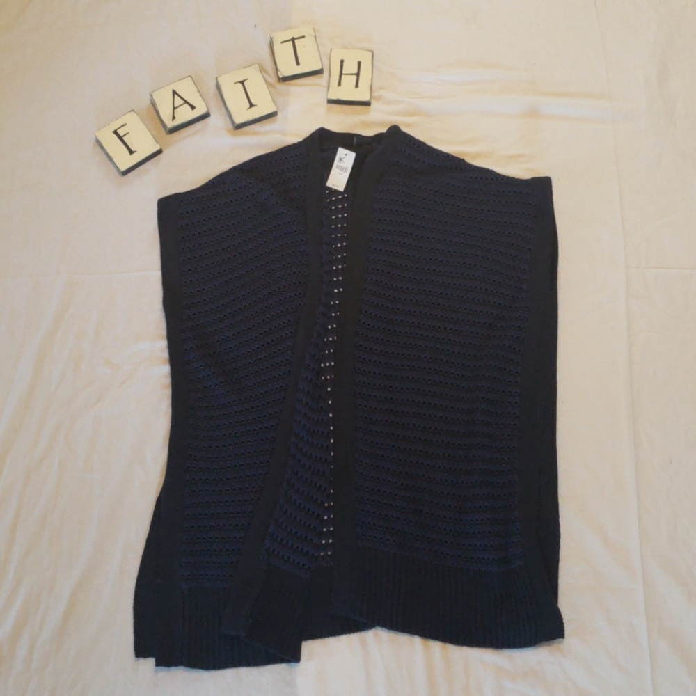 Sleeveless Cardigan